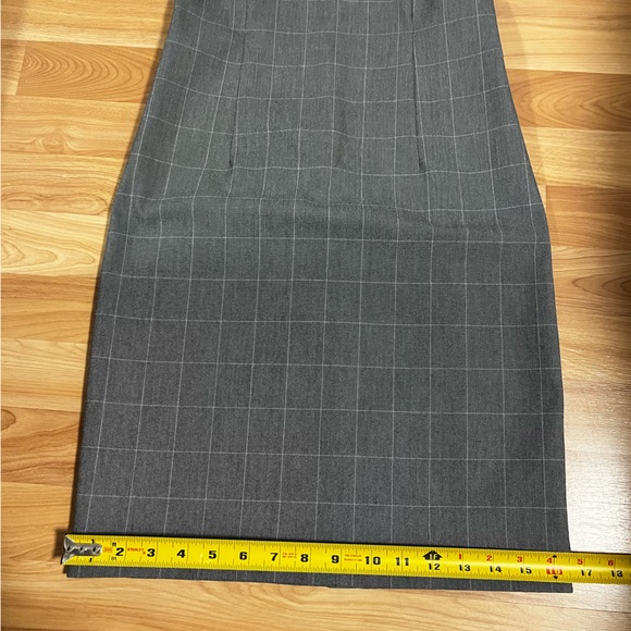 Reitmans slim fit office grey with purple square - Picture 10 of 11